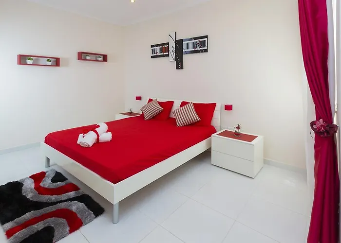 Апартаменты Marsascala 2 Bedroom Close To Beach! Hpi 6768 *