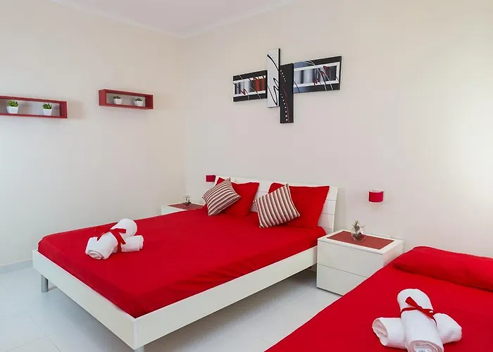 Апартаменты Marsascala 2 Bedroom Close To Beach! Hpi 6768 Марсаскала